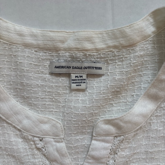 Women’s American Eagle Oversized White Embroidered Cotton Blouse - Picture 2 of 6